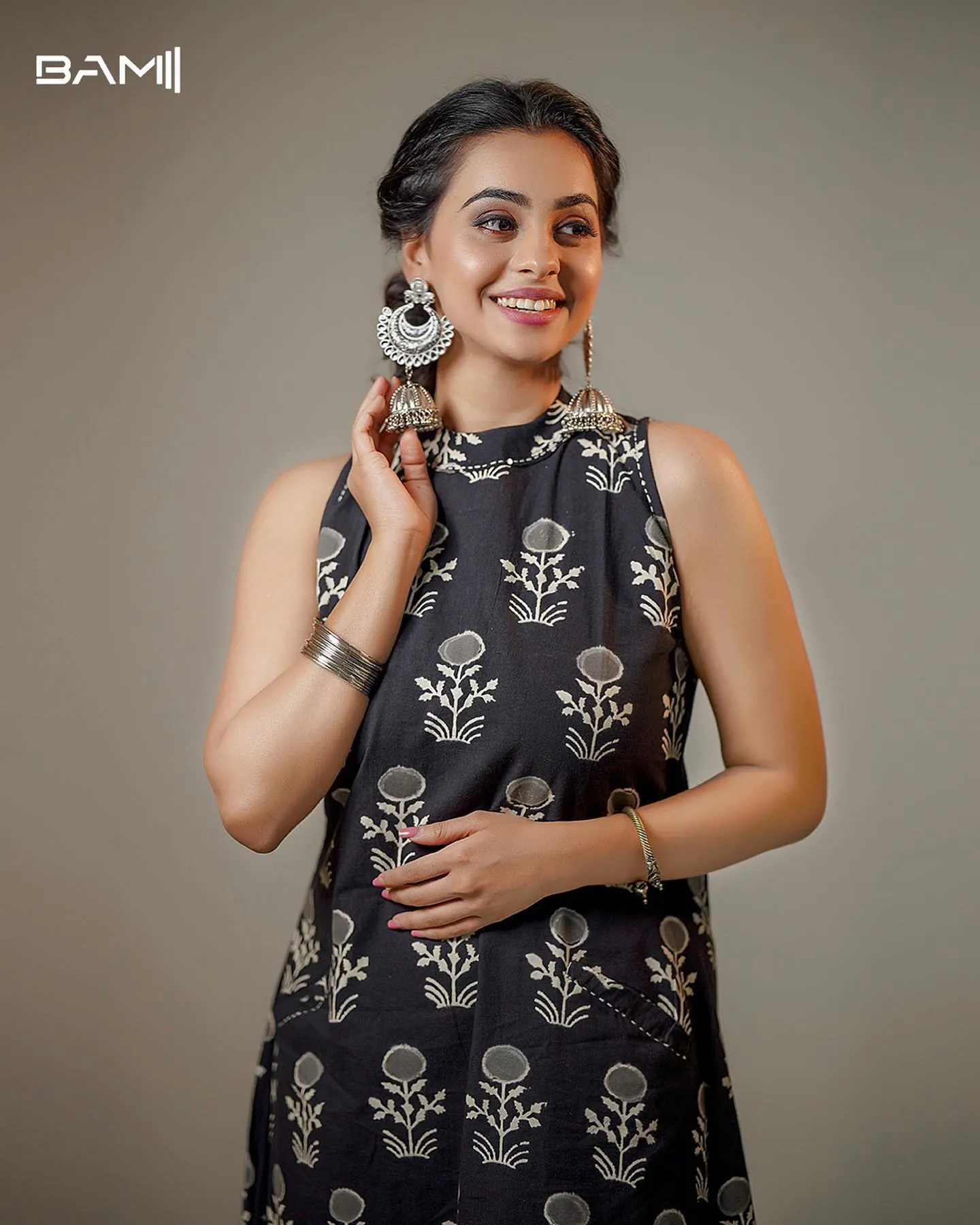 Gopika Udayan - gopika-udayan-sexy-15.webp